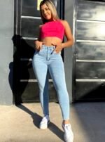 JEANS CLASICO RE-ELASTIZADO CELESTE NEVADO CON BIGOTES Y COSTURA BLANCO - Imagen 4