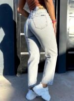 JEAN MOM RIGIDO GREY CON ROTURAS LASER. - Imagen 2