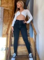 JEAN ELASTIZADO NEGRO CON TAPA EN EL BOLSILLO TRASERO Y ADELANTE CON COSTURA BLANCO - Imagen 5