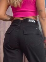 JEAN WIDE RIGIDO NEGRO CON DETALLE EN EL BOLSILLO DE ATRAS - Imagen 7