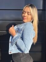 CAMPERA ELASTIZADA CELESTE CON ROTURAS LASER - Imagen 7