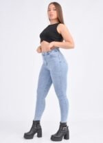 JEANS CLASICO RE- ELASTIZADO CELESTE CLARO  CON BIGOTES LASER - Imagen 5