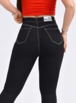 JEAN CLASICO NEGRO CON COSTURA BLANCO - Imagen 8