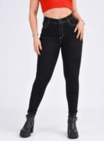 JEAN CLASICO NEGRO CON COSTURA BLANCO - Imagen 3