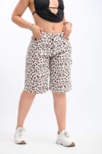 Bermuda Baggy Rígido Animal Print - Imagen 3