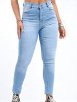 JEAN CLASICO ELASTIZADO CELESTE CON BIGOTES