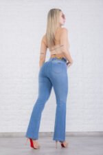 JEAN OXFORD ELASTIZADO CELESTE CON BIGOTES LASER - Imagen 5