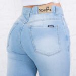 Jean Mom Rígido Celeste Con Roturas Láser - Imagen 3