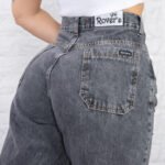 JEAN BAGGY RIGIDO GRIS CON ROTURAS LASER - Imagen 4