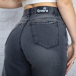 JEAN MEGA WIDE RIGIDO GRIS CON BIGOTES - Imagen 3