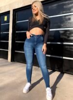 JEANS CLASICO AZUL LISO CON BIGOTES LASER - Imagen 7