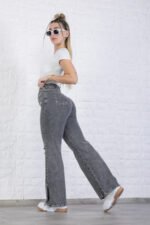 JEAN WIDE ELASTIZADO GRIS CON AVERTURA EN LA BOTA - Imagen 5