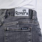 JEAN WIDE ELASTIZADO GRIS CON AVERTURA EN LA BOTA - Imagen 9