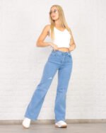 PANTALON WIDE ELASTIZADO CELESTE CON ROTURAS LÁSER - Imagen 2
