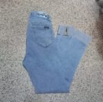 JEAN ELASTIZADO CELESTE CLARO CON CIERRE EN LA BOTA - Imagen 2