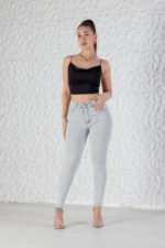 JEAN CLASICO GREY CON COSTURA NEGRO - Imagen 2