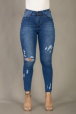 PANTALON CHUPIN AZUL CON ROTURAS